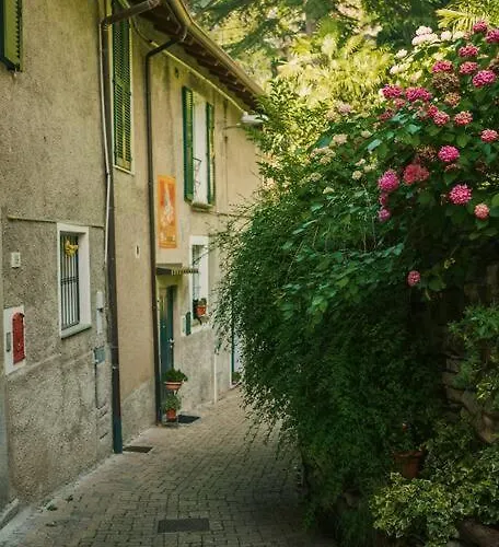 Apartment 180° - Di